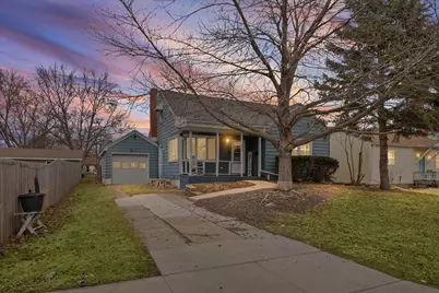 423 E Payson Street, Pontiac, IL 61764 - Photo 1