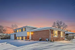 503 Lasalle St, Des Plaines, IL 60016 - Photo 1