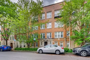 6812 N Wayne Ave, Chicago, IL 60626 - Photo 1
