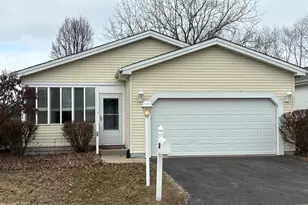 272 Rodeo Dr, Grayslake, IL 60030 - Photo 1