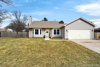3728 Pebble Creek, McHenry, IL 60050 - Photo 1