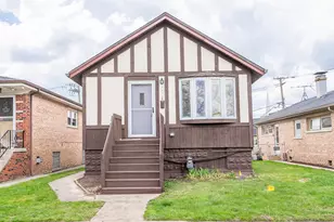 11118 S Trumbull Ave, Chicago, IL 60655 - Photo 1