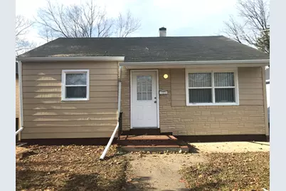 924 Pine Street, Waukegan, IL 60085 - Photo 1