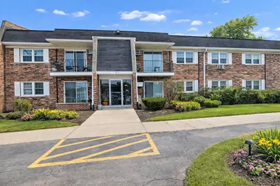 2431 Ogden Avenue #10, Downers Grove, IL 60515 - Photo 1