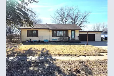 524 E Chestnut Street, Geneseo, IL 61254 - Photo 1