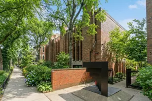 2128 N Sedgwick St, Chicago, IL 60614 - Photo 1