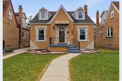 6955 W Barry Avenue, Chicago, IL 60634 - Photo 1