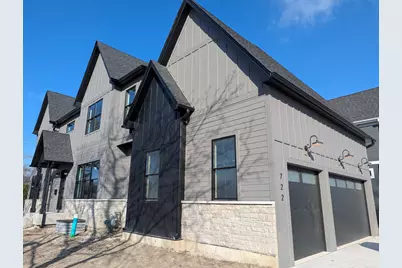 722 S Berkley Avenue, Elmhurst, IL 60126 - Photo 1