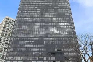 5415 N Sheridan Rd, Chicago, IL 60640 - Photo 1