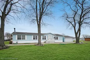 169 Whipporwill Dr, Beecher, IL 60401 - Photo 1