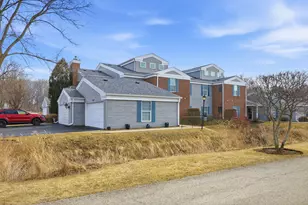 8421 Canary Grass Ln, Fox Lake, IL 60020 - Photo 1