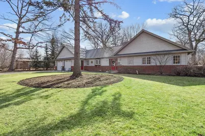 50 W Blodgett Avenue, Lake Bluff, IL 60044 - Photo 1