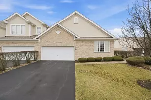 18144 Lake Shore Dr, Orland Park, IL 60467 - Photo 1