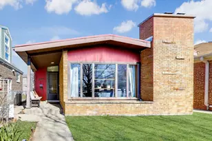 2109 Dobson St, Evanston, IL 60202 - Photo 1