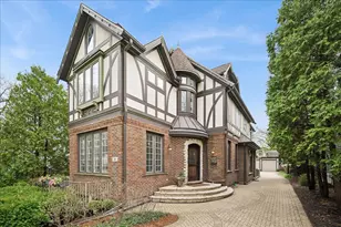 556 Willow Rd, Winnetka, IL 60093 - Photo 1