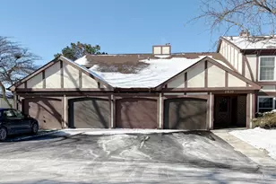 2830 Northampton Dr, Rolling Meadows, IL 60008 - Photo 1
