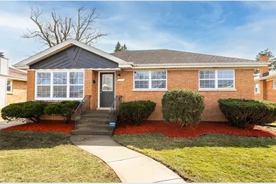 823 E 163rd Street, South Holland, IL 60473 - Photo 1