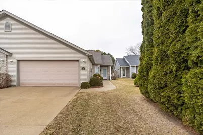 16 Grape Vine Lane, Bloomington, IL 61704 - Photo 1