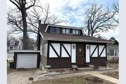 19393 W Fairview Drive, Mundelein, IL 60060 - Photo 1