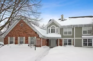 5S530 Paxton Dr, Naperville, IL 60563 - Photo 1