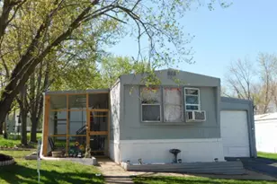 5101 Pebble Ln, Loves Park, IL 61111 - Photo 1