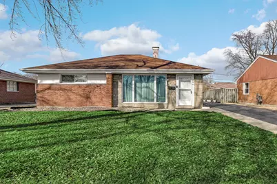686 E 155th Street, South Holland, IL 60473 - Photo 1