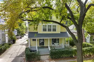 416 Greenwood St, Evanston, IL 60201 - Photo 1