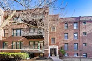 1136 W Pratt Blvd, Chicago, IL 60626 - Photo 1