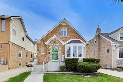 5011 N Mobile Avenue, Chicago, IL 60630 - Photo 1