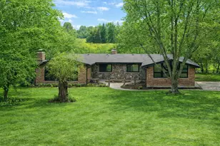 2580 Crestwood Ln, Riverwoods, IL 60015 - Photo 1