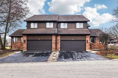 43 Creekside Circle, Elgin, IL 60123 - Photo 1