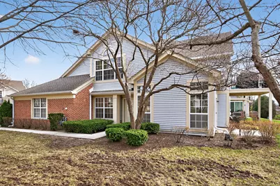 446 Cromwell Circle #4, Bartlett, IL 60103 - Photo 1