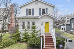 114 S Elm St, Mount Prospect, IL 60056 - Photo 1