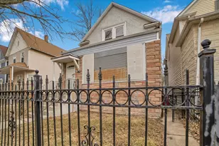 635 N Lorel Ave, Chicago, IL 60644 - Photo 1