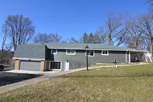34550 N Wilson Rd, Ingleside, IL 60041 - Photo 1