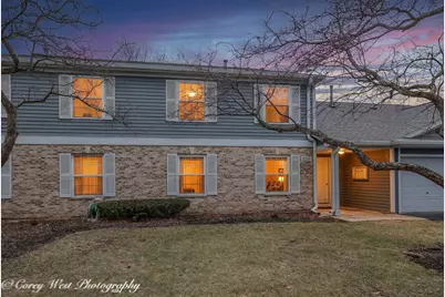 356 Woodview Circle #A, Elgin, IL 60120 - Photo 1