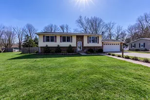 216 Bailey Ct, Princeton, IL 61356 - Photo 1