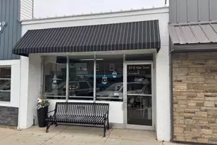 109 W Main St, Rockton, IL 61072 - Photo 1