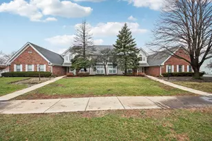 5S530 Scots Dr, Naperville, IL 60563 - Photo 1