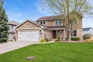 132 Ashcroft Dr, Bolingbrook, IL 60490 - Photo 1