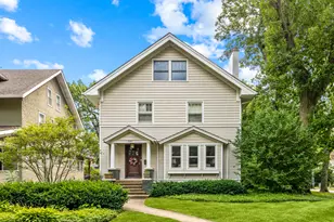939 Ashland Ave, Wilmette, IL 60091 - Photo 1