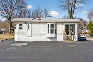 2 Largemouth Ln, Wilmington, IL 60481 - Photo 1
