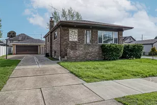 5707 W 90th Pl, Oak Lawn, IL 60453 - Photo 1
