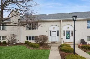 7224 W 153rd Street W, Orland Park, IL 60462 - Photo 1