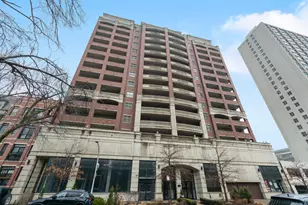 828 W Grace St, Chicago, IL 60613 - Photo 1