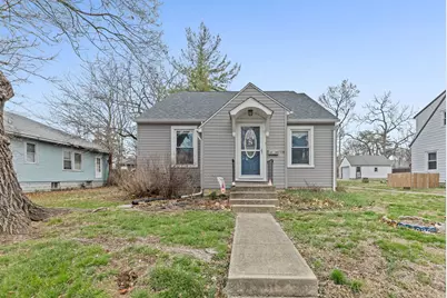 120 E Bennett Street, Salem, IL 62881 - Photo 1