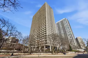 1960 N Lincoln Park W, Chicago, IL 60614 - Photo 1