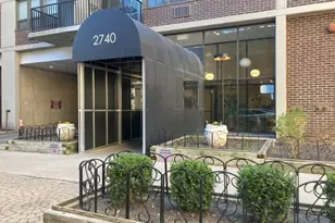 2740 N Pine Grove Ave, Chicago, IL 60614 - Photo 1