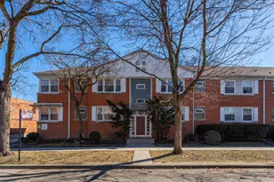 6607 N Damen Ave, Chicago, IL 60645 - Photo 1