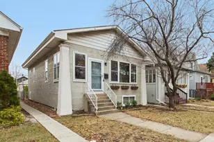 1010 S Ridgeland Ave, Oak Park, IL 60304 - Photo 1